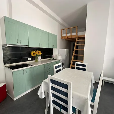 Liza's 1f Apartment *