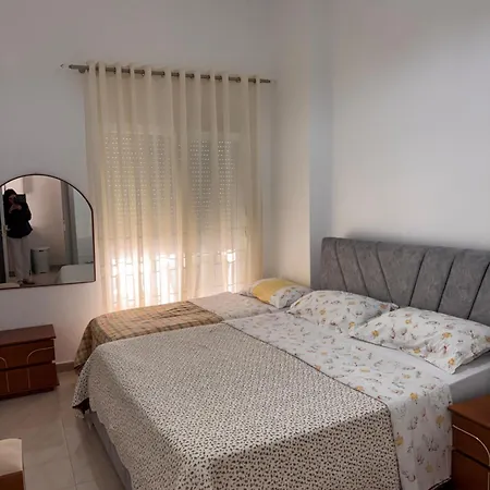 Liza's 1f Apartamento Skataj